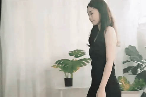 مكواة كهربائية قابلة للطي